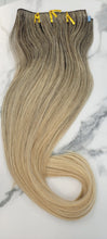 Load image into Gallery viewer, Weft-InvisiTape Rooted Blonde 24" 165g (Brasileiro Do Sul)