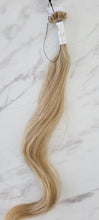Load image into Gallery viewer, Keratin Tips Pearl Wavy (Collection Line)