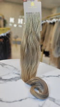 Load image into Gallery viewer, Tape Extension - Honey Soft Wavy (Collection Line)