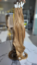Load image into Gallery viewer, Keratin Tips - Rooted Honey Soft Wavy (Collection Line)