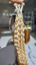 Load image into Gallery viewer, Keratin Tips - Vanilla Curly (Collection Line)