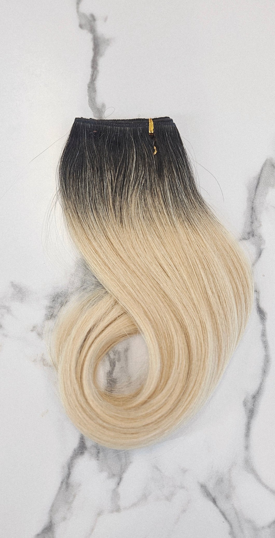 Weft-InvisiTape Rooted Blonde 70g 18
