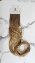 Load image into Gallery viewer, Invisible Tape - Rooted Honey Soft Wavy (Collection Line)