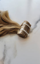 Load image into Gallery viewer, Tape Extension #17/Sun Kissed Wavy (Choice Line)