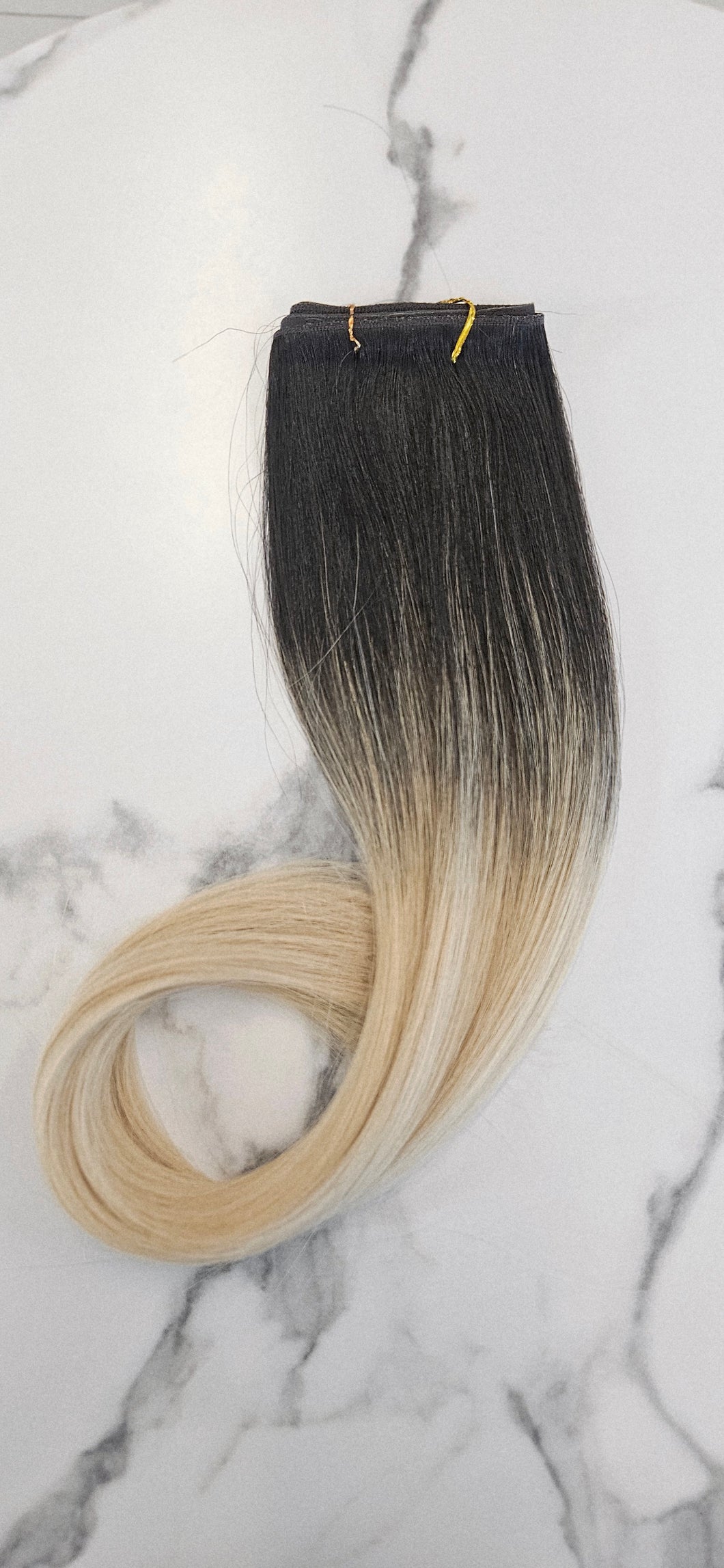 Weft-InvisiTape Rooted Blonde 75g 22