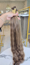 Load image into Gallery viewer, Keratin Tips - 16/M Brown Wavy (Choice Line)