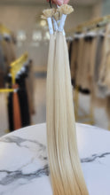 Load image into Gallery viewer, Keratin Tips - Vanilla Straight (Collection Line)