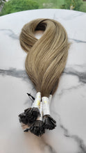 Load image into Gallery viewer, Keratin Tips - Rooted Honey Straight (Collection Line)