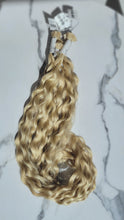 Load image into Gallery viewer, Keratin Tips - Vanilla Curly (Collection Line)