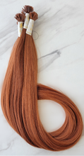Load image into Gallery viewer, Keratin Tips - Vibrant Red Straight (Collection Line)