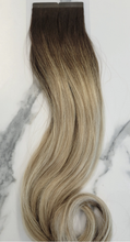 Load image into Gallery viewer, Tape Extension - Rooted 16/Platinum Soft Wavy (Collection Line)