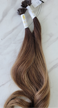Load image into Gallery viewer, Keratin Tips - Rooted #15/M Brown Soft Wavy (Collection Line)