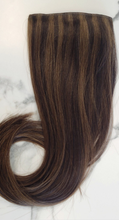 Load image into Gallery viewer, Clip In Extension - Natural/M Brown Straight (Signature Line)